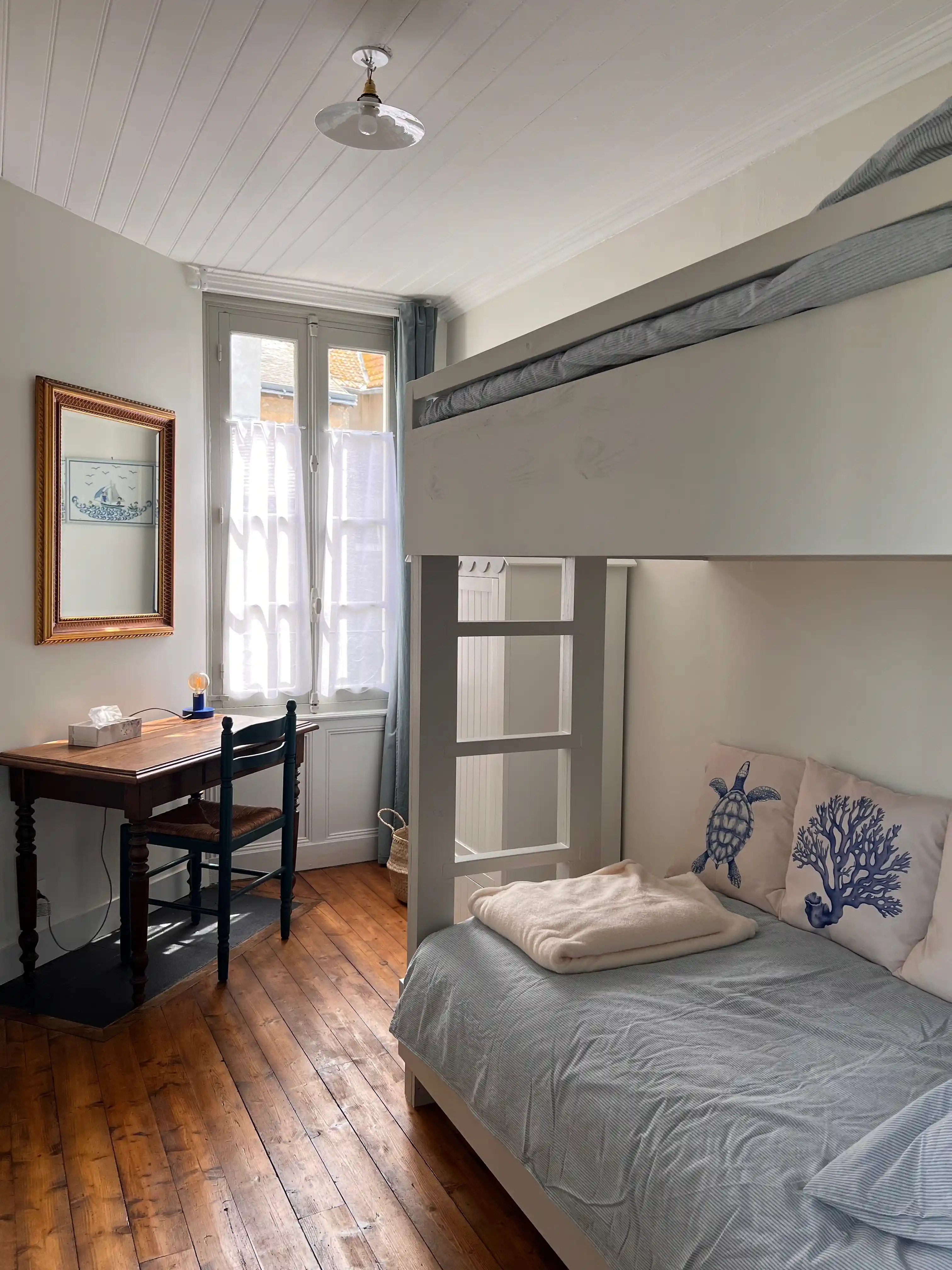 Chambre enfants lits superposés 1er étage — Ty Ar Vorlenn